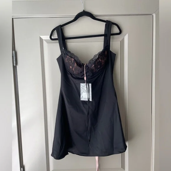 House of CB Adriana Dress - Black, Size Large, Bigger Cup (D-E), NEW WITH TAGS - Picture 3 of 6